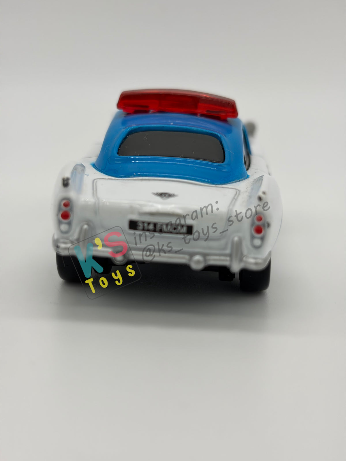PRE-OWNED / LOOSE DISNEY PIXAR CARS - “SECURITY GUARD FINN (VARIANT UNIBODY)" - CARS 2 AIRPORT ADVENTURE SERIES - GOOD CONDITION