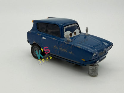 PRE-OWNED / LOOSE DISNEY PIXAR CARS - “TOMBER WITH OIL CAN" - CARS 2 PARIS ESPIONAGE 5 PACK SERIES - NEAR MINT CONDITION