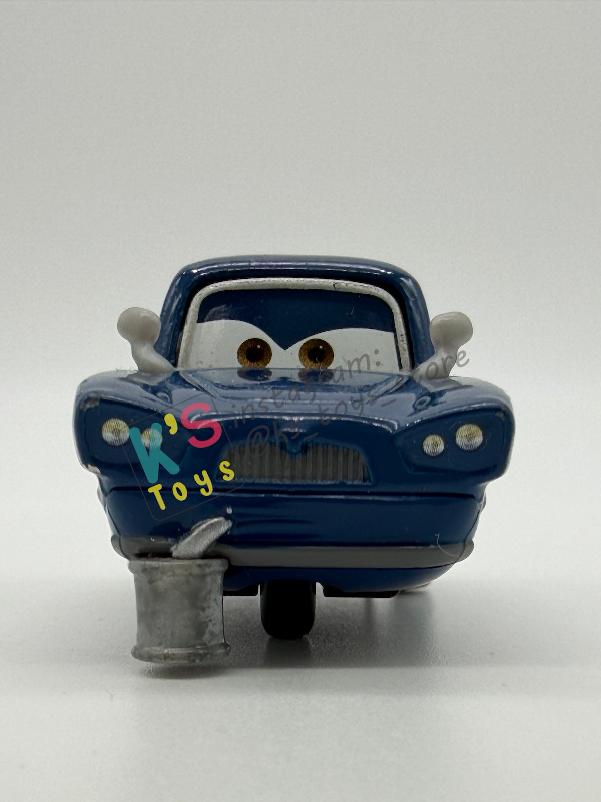 PRE-OWNED / LOOSE DISNEY PIXAR CARS - “TOMBER WITH OIL CAN" - CARS 2 PARIS ESPIONAGE 5 PACK SERIES - NEAR MINT CONDITION