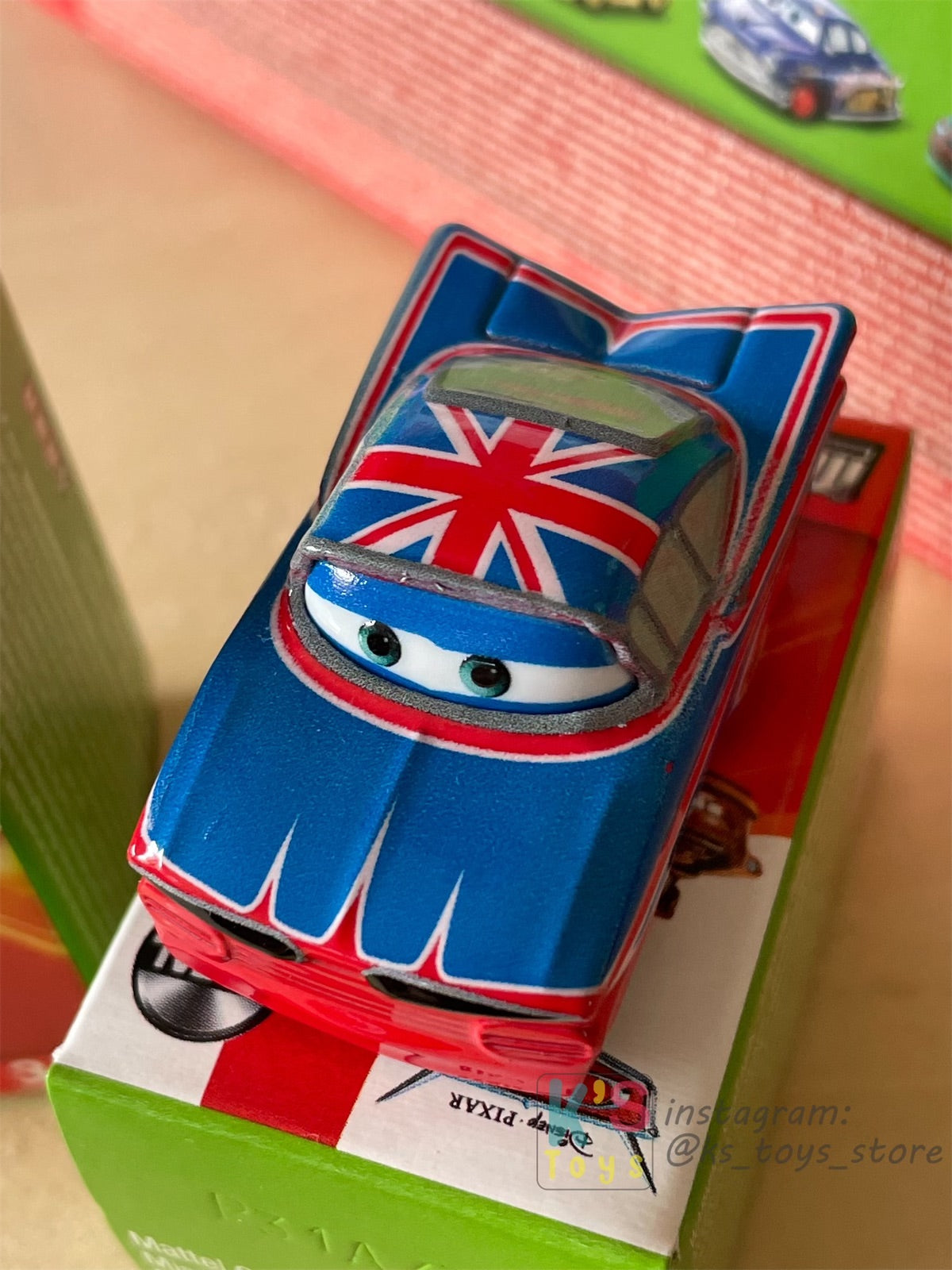 Mini Racers Pixar Disney Cars, 2021 Series 4 #39 UNION JACK RAMONE