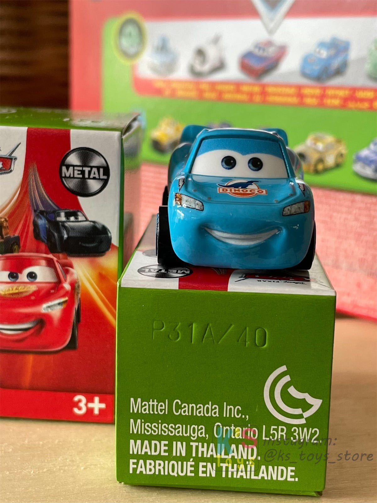 Mini Racers Pixar Disney Cars, 2021 Series 4 #40 DINOCO LIGHTNING MCQUEEN