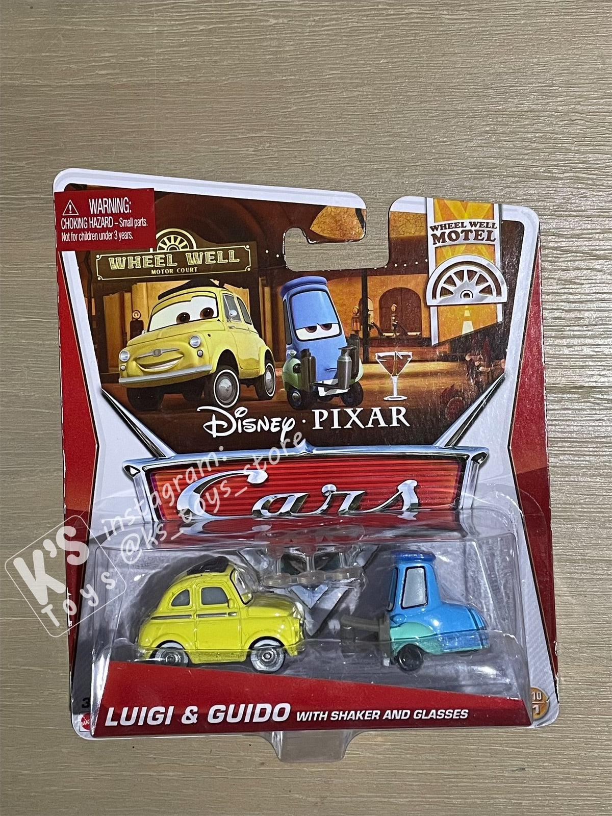 DISNEY PIXAR CARS BY MATTEL, LUIGI & GUIDO WITH SHAKER AND GLASSES - WHEEL WELL MOTEL - BNIP