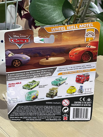 DISNEY PIXAR CARS BY MATTEL, LUIGI & GUIDO WITH SHAKER AND GLASSES - WHEEL WELL MOTEL - BNIP