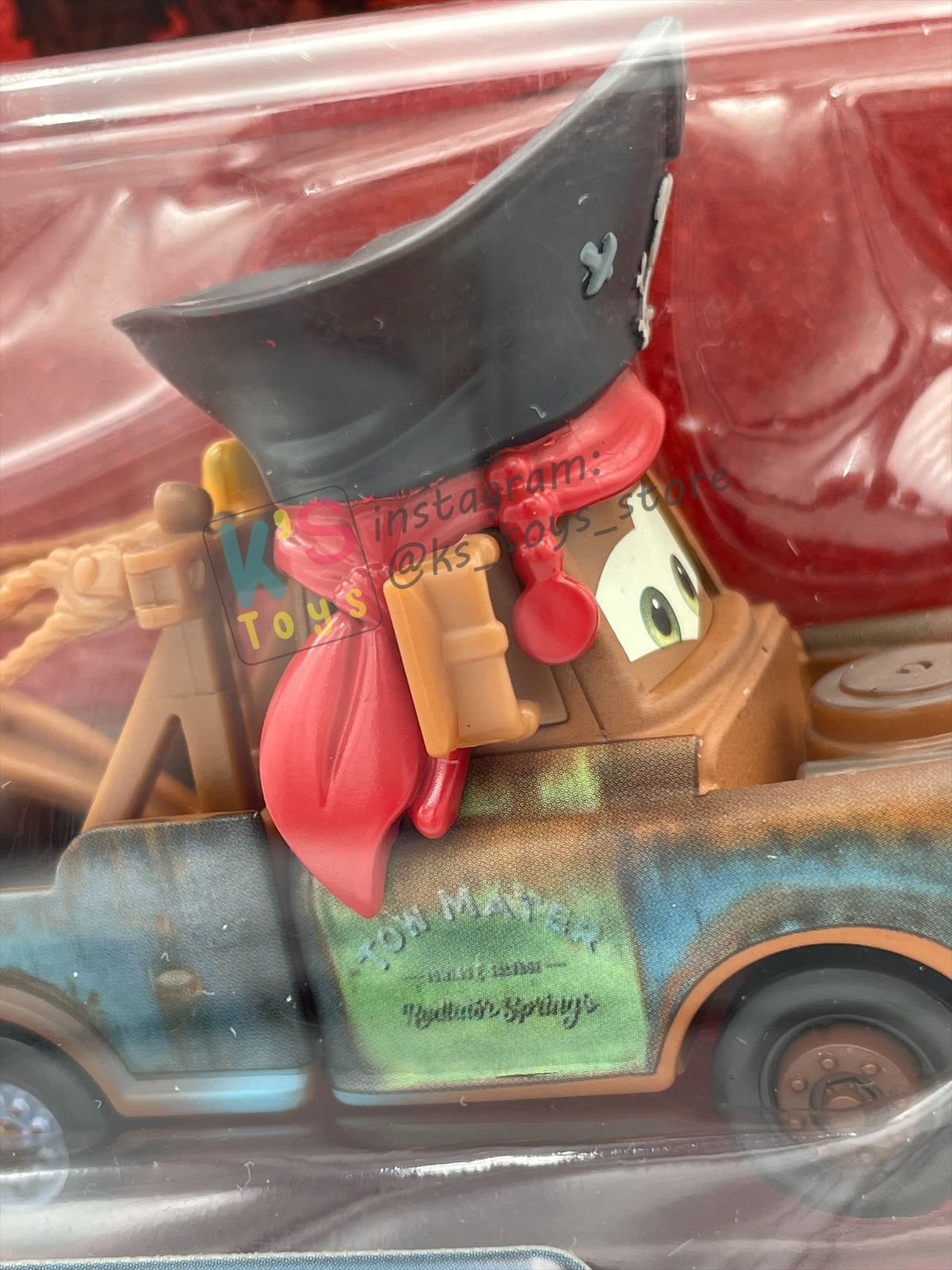 EXCLUSIVE DISNEY PARKS RELEASED DISNEY PIXAR CARS "PIRATE MATER" - BNIP - READ DESCRIPTION!!
