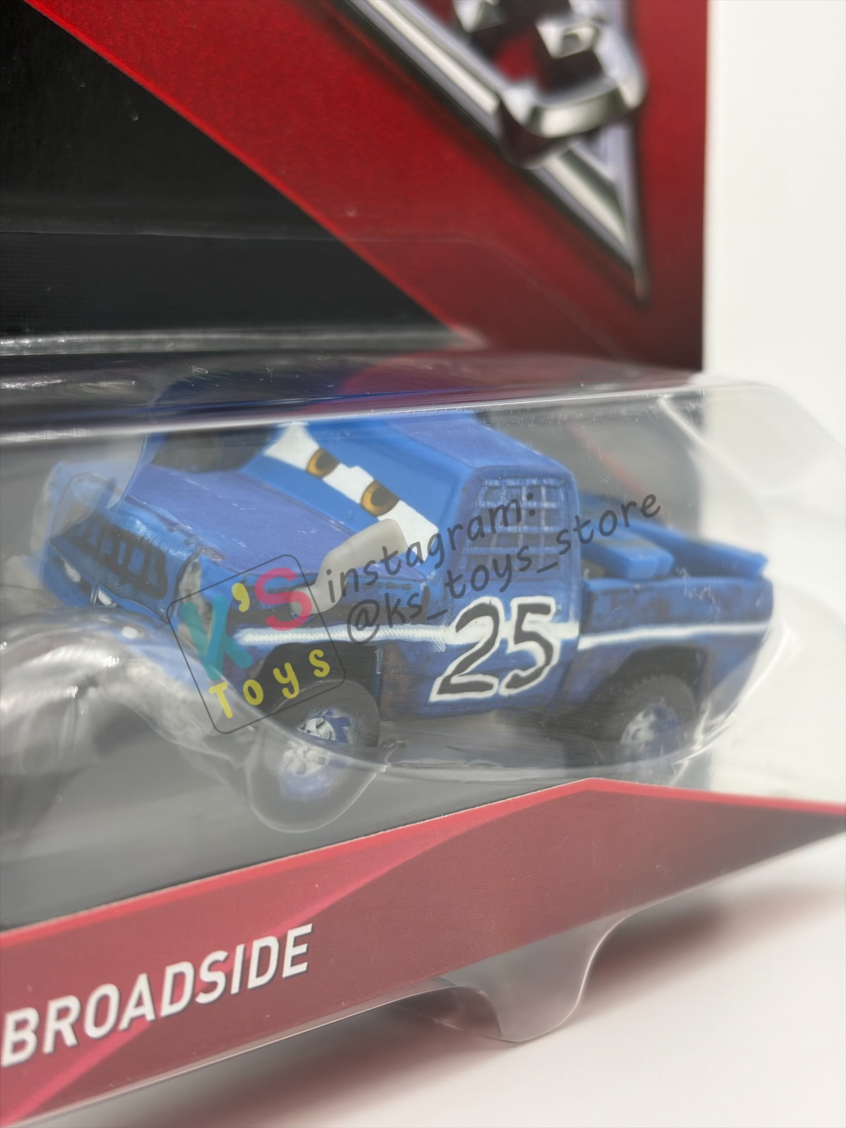 DISNEY PIXAR CARS 1:55 BY MATTEL - "BROADSIDE" - CARS 3, THUNDER HOLLOWS SERIES - BNIP