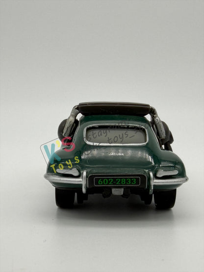 PRE-OWNED / LOOSE DISNEY PIXAR CARS BY MATTEL - "DAVID HOBBSCAP WITH HEADSET" - CARS 2 AIRPORT ADVENTURE - NEAR MINT CONDITION - READ DESCRIPTION!!!!!!!!!!!