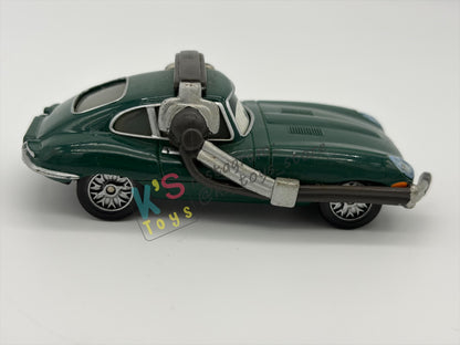 PRE-OWNED / LOOSE DISNEY PIXAR CARS BY MATTEL - "DAVID HOBBSCAP WITH HEADSET" - CARS 2 AIRPORT ADVENTURE - NEAR MINT CONDITION - READ DESCRIPTION!!!!!!!!!!!