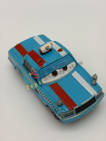 PRE-OWNED / LOOSE DISNEY PIXAR CARS BY MATTEL - "BOB PULLEY" - CARS 2 - GOOD CONDITION - READ DESCRIPTION!!!!!!!!!!!