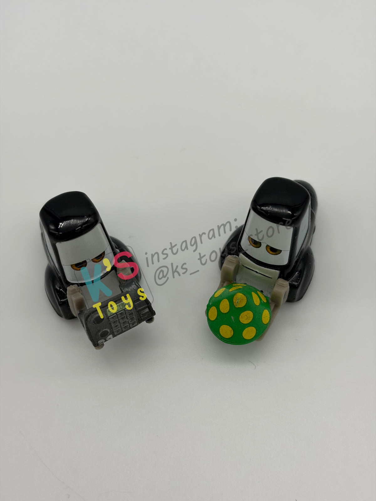 PRE-OWNED / LOOSE DISNEY PIXAR CARS - “MARCELO & MARCO" - CARS 2 LEMONS SERIES - NEAR MINT CONDITION