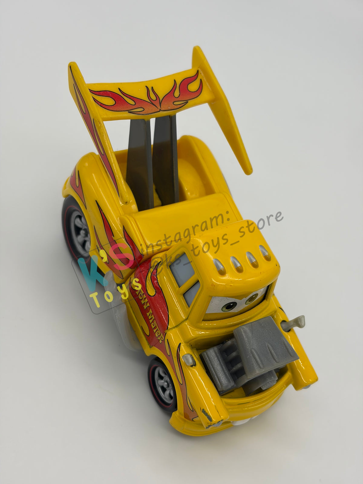 PRE-OWNED / LOOSE DISNEY PIXAR CARS 1:55 BY MATTEL - "FUNNY MATER" CARS 2 - MINT CONDITION