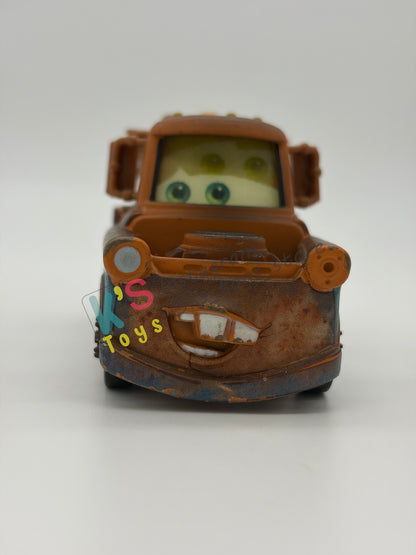 PRE-OWNED / LOOSE DISNEY PIXAR CARS - “MATER CARS 1 LENTICULAR CARS V2" - CARS LENTICULAR EYES SERIES - GOOD CONDITION