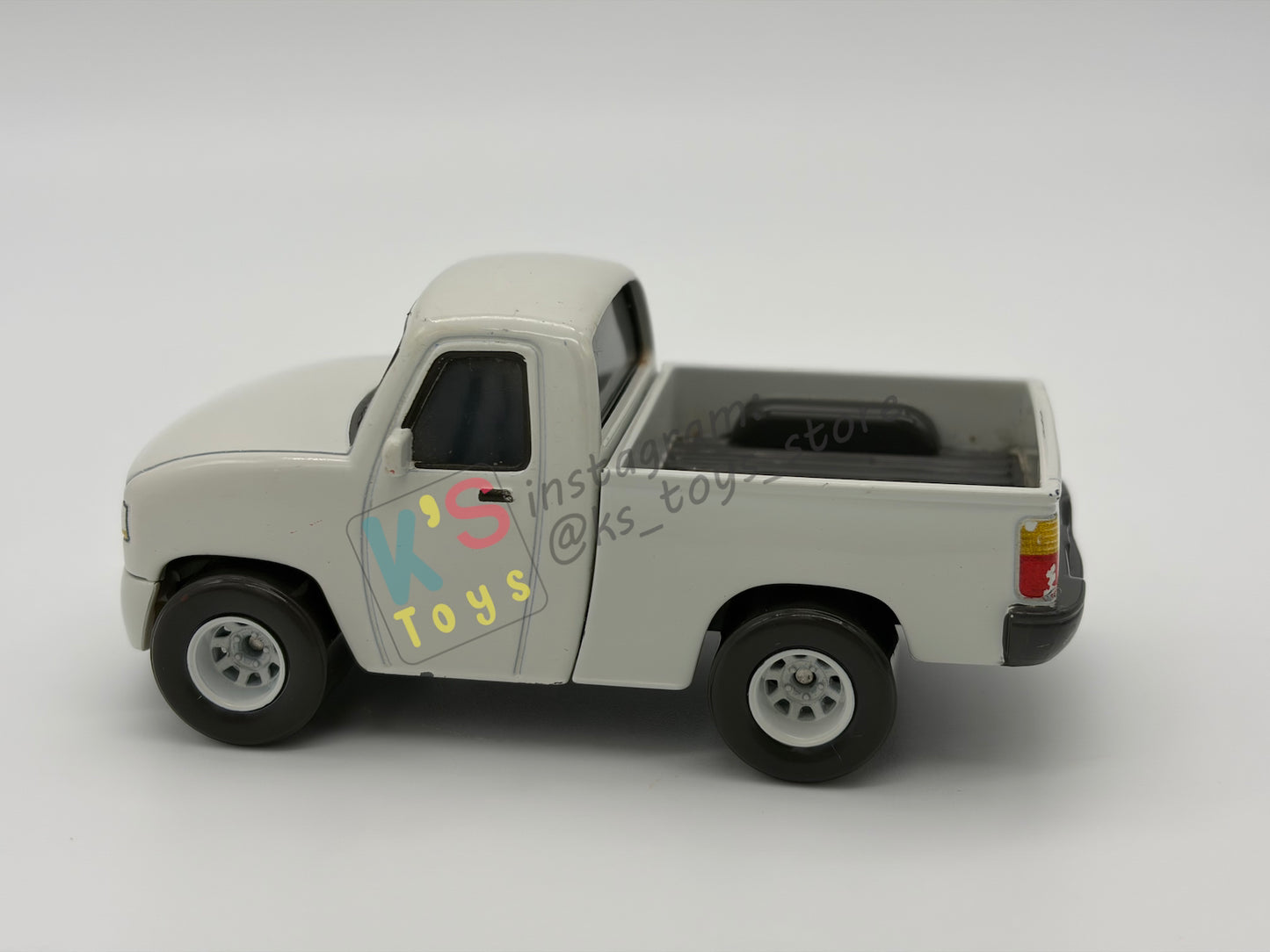 PRE-OWNED / LOOSE DISNEY PIXAR CARS 1:55 BY MATTEL - "DUFF WRECKS LENTICULAR" LENTICULAR SERIES - GOOD CONDITION