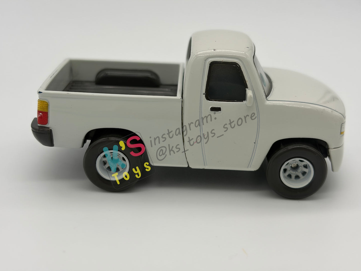 PRE-OWNED / LOOSE DISNEY PIXAR CARS 1:55 BY MATTEL - "DUFF WRECKS LENTICULAR" LENTICULAR SERIES - GOOD CONDITION