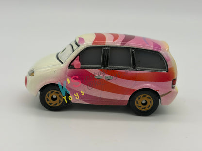 PRE-OWNED / LOOSE DISNEY PIXAR CARS - CLAIRE GUNZ'ER - CARS ON THE ROAD "SHOW TIME" - EXCELLENT CONDITION