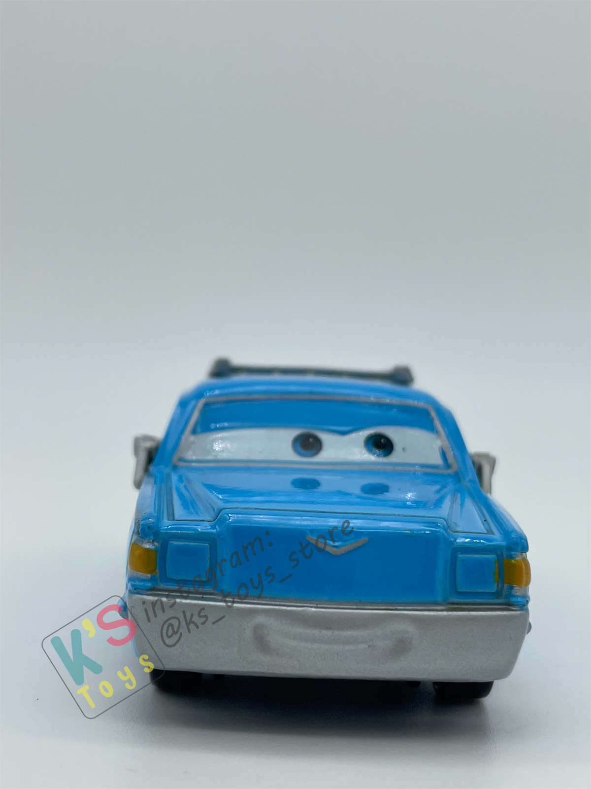 PRE-OWNED / LOOSE DISNEY PIXAR CARS - "MRS KING" IN GOOD CONDITION