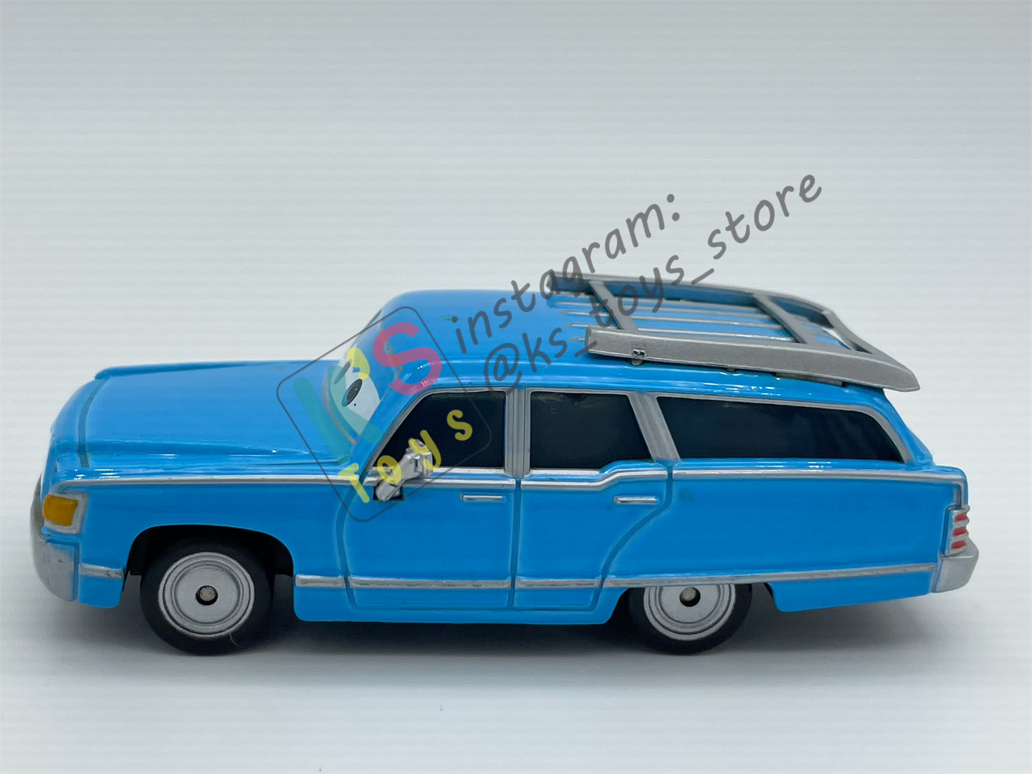 PRE-OWNED / LOOSE DISNEY PIXAR CARS - "MRS KING" IN GOOD CONDITION