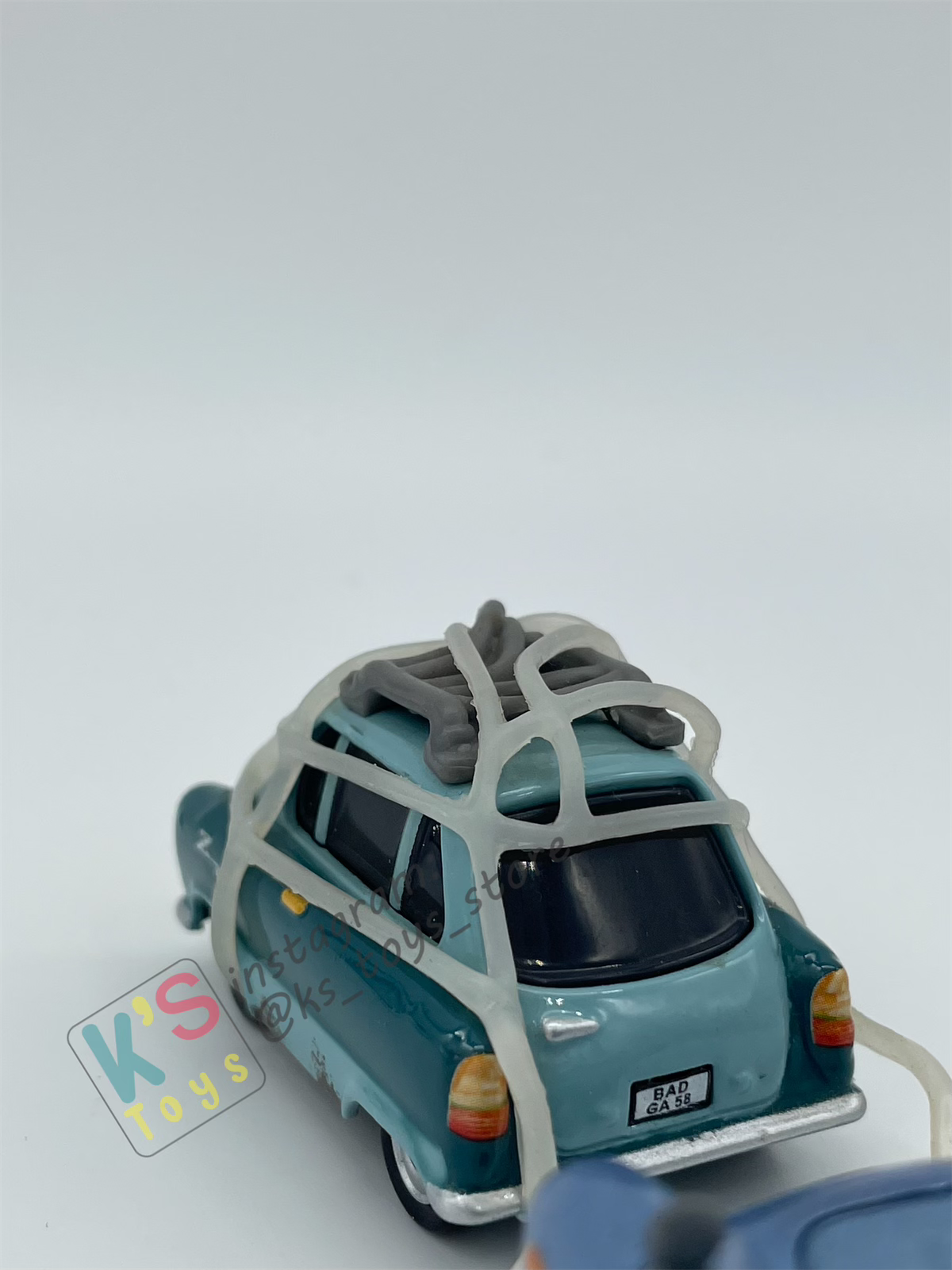 PRE-OWNED / LOOSE DISNEY PIXAR CARS - "CAPTURED PROFESSOR Z AND FINN MCMISSILE" LONDON RESCUE SERIES FROM 12-PACK GIFT SET - MINT CONDITION