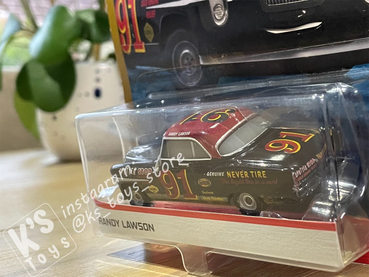 DISNEY PIXAR CARS "RANDY LAWSON" DOC'S RACING - BNIP