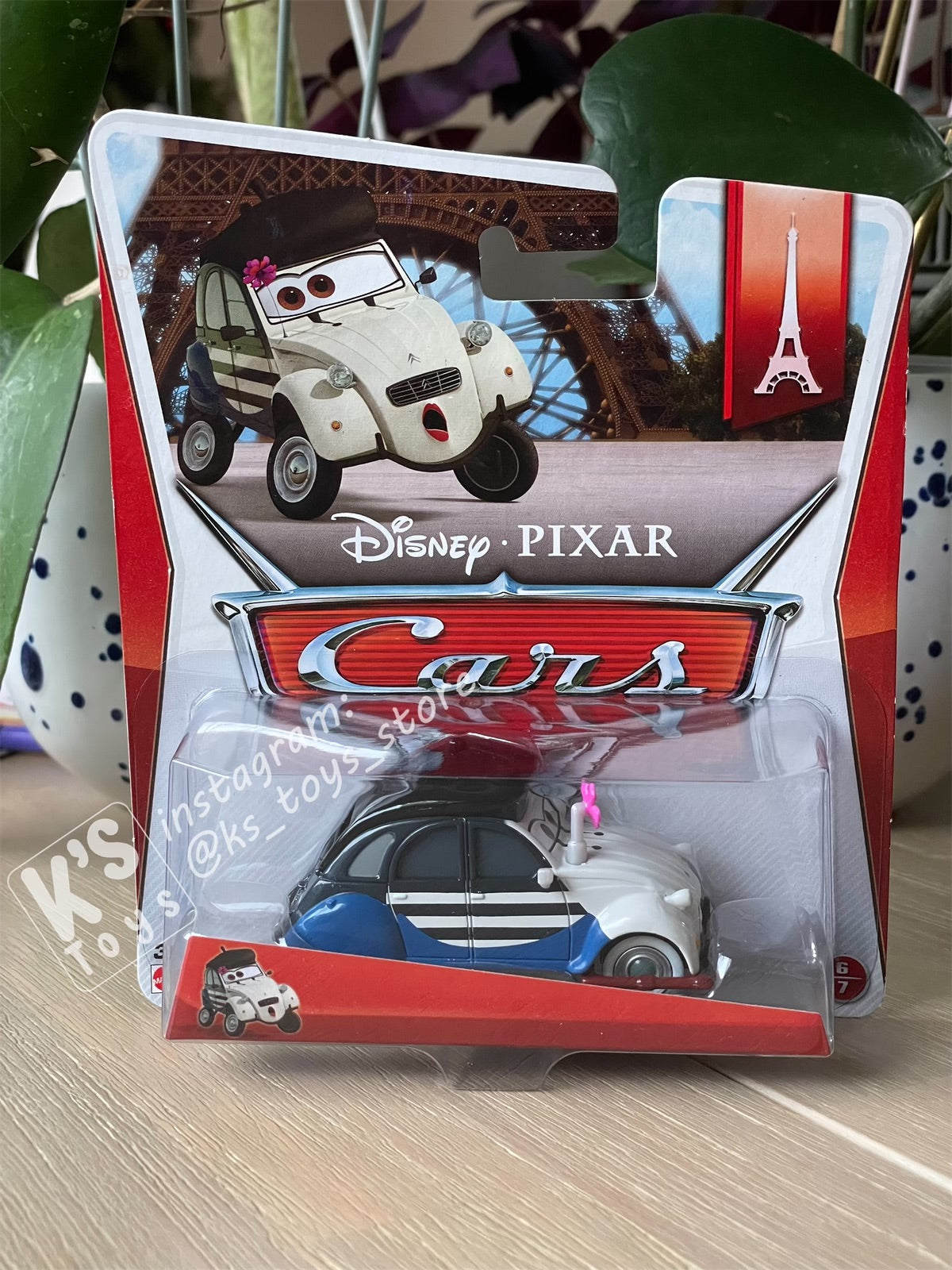 DISNEY PIXAR CARS BY MATTEL, LOUIS LARUE - BNIP