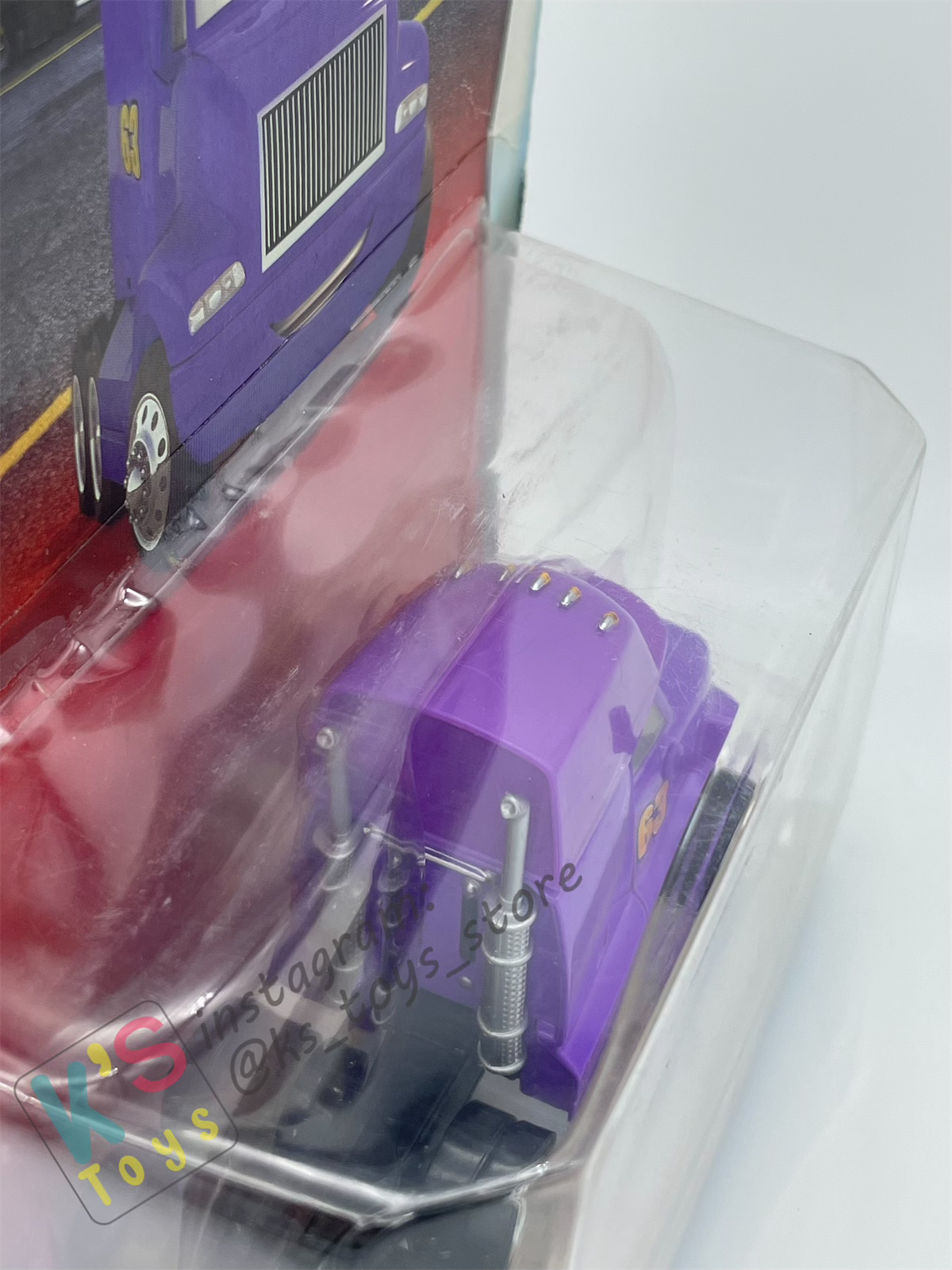 DELUXE DISNEY PIXAR CARS BY MATTEL "TRANSBERRY JUICE CAB" PISTON CUP PIT CREW - BNIP