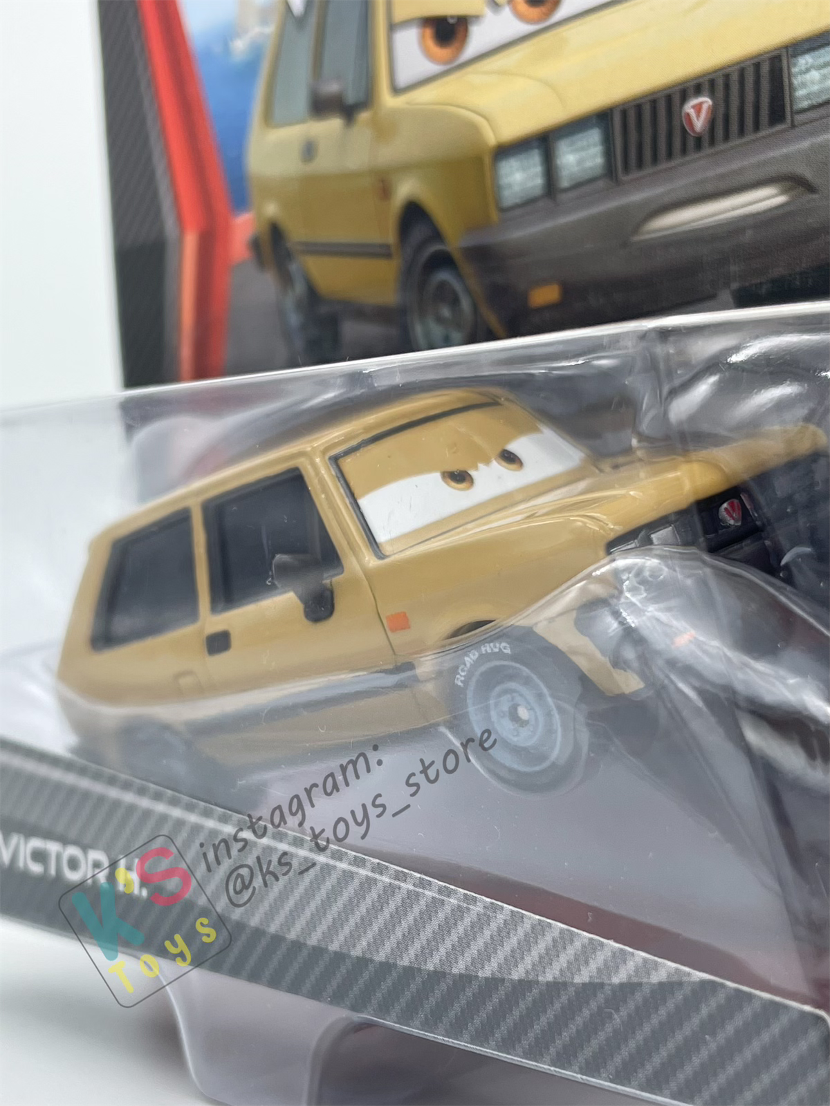 DISNEY PIXAR CARS BY MATTEL, VICTOR HUGO - CARS 2 SERIES - BNIP