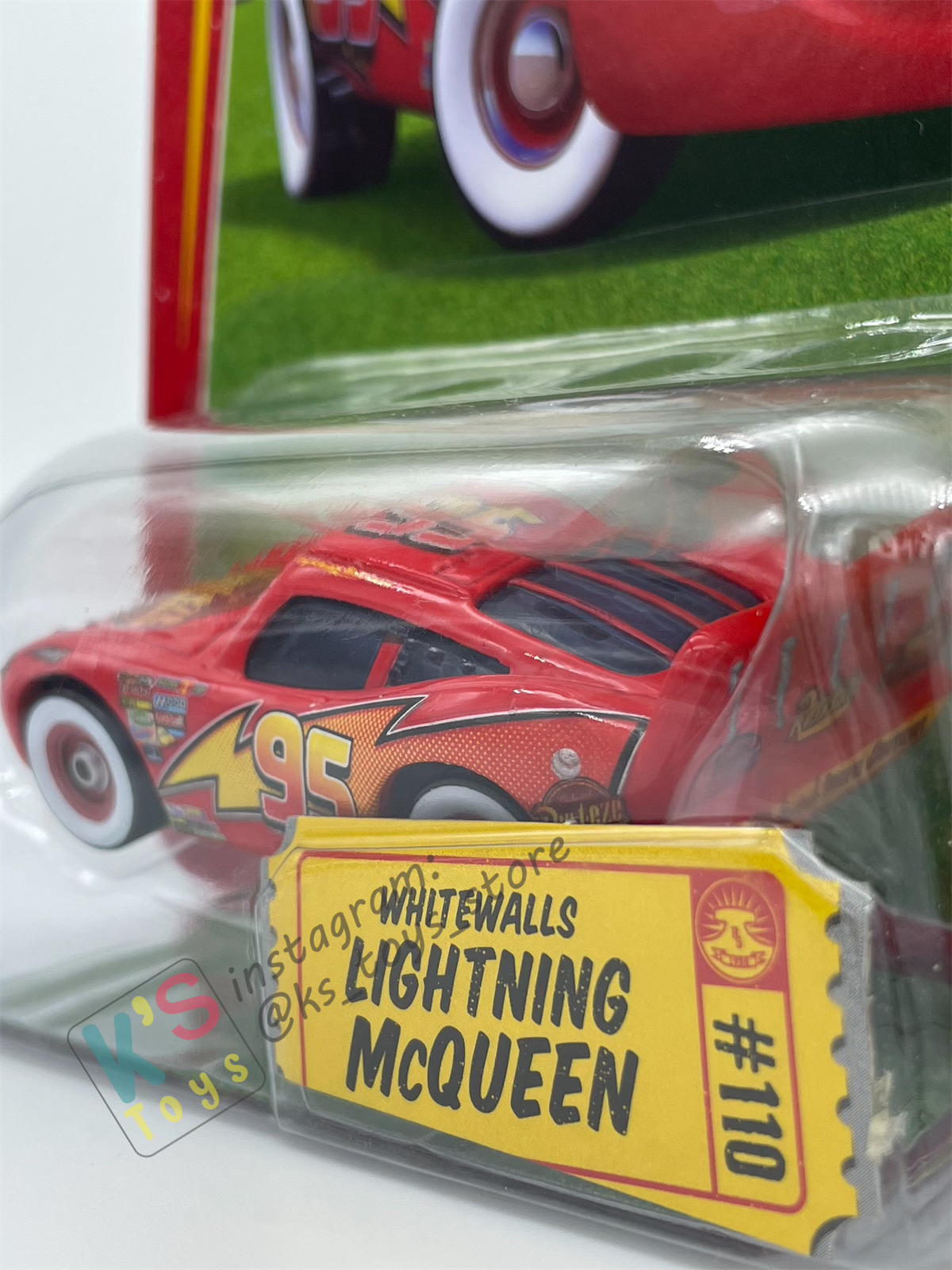 DISNEY PIXAR CARS BY MATTEL, WHITEWALLS LIGHTNING MCQUEEN - RACE ORAMA SERIES - BNIP