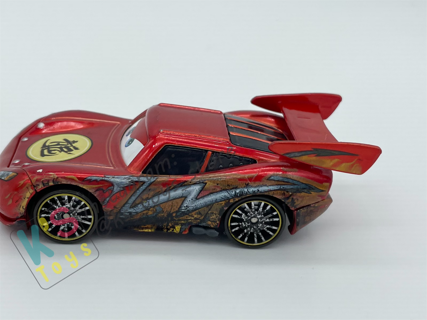 PRE-OWNED / LOOSE DISNEY PIXAR CARS - "DRAGON LIGHTNING MCQUEEN WITH METALLIC FINISH" - CARSTOON SERIES - DISPLAYED CONDITION