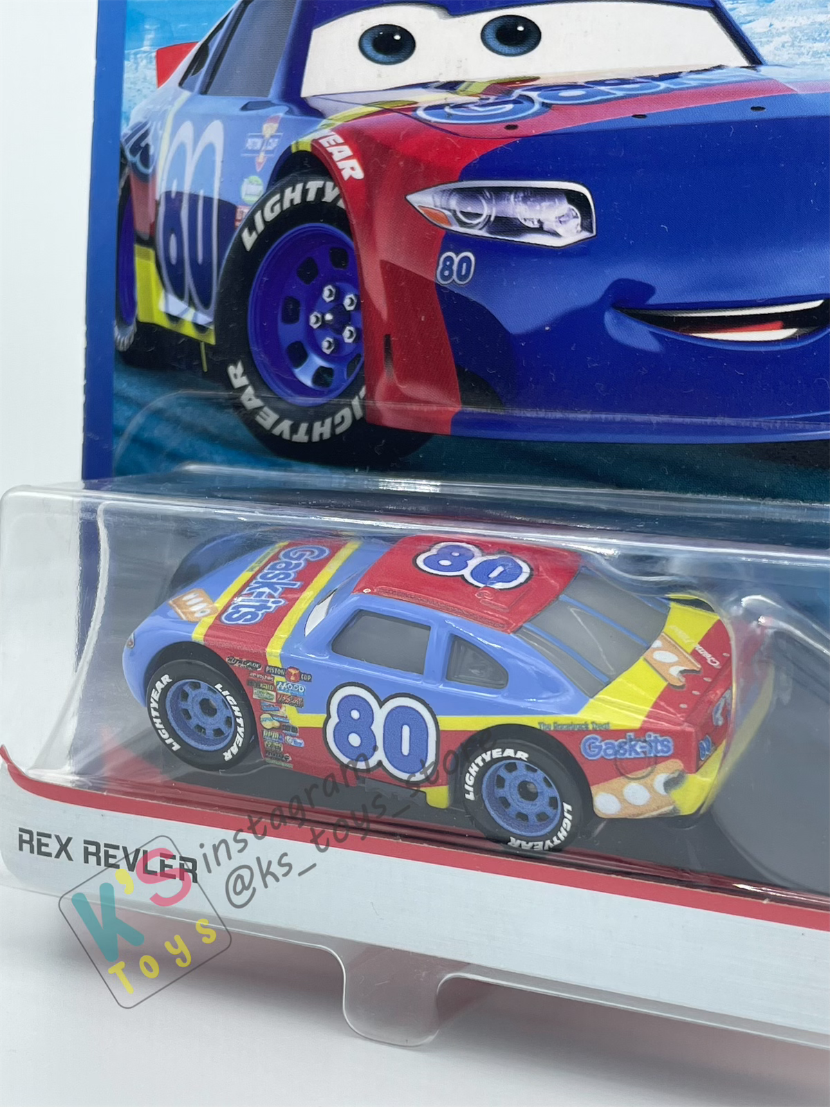 DISNEY PIXAR CARS "REX REVLER WITH BANDAGE GASK-ITS"  DINOCO 400 SERIES - BNIP