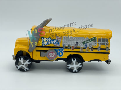 PRE-OWNED / LOOSE DISNEY PIXAR CARS - "MISS FRITTER" CARS 3 THUNDER HOLLOWS SERIES - PLAYED IN GOOD CONDITION - READ DESCRIPTION!!!!!!!!!!
