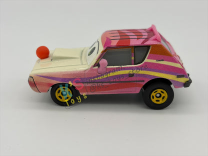 PRE-OWNED / LOOSE DISNEY PIXAR CARS 1:55 BY MATTEL - "GREEBLES" CARS ON THE ROAD - NEAR MINT CONDITION