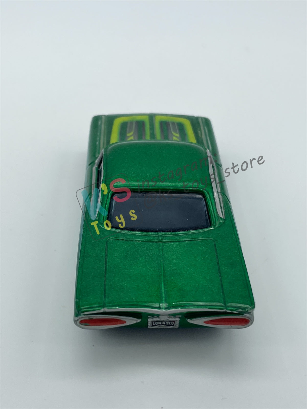 PRE-OWNED / LOOSE DISNEY PIXAR CARS BY MATTEL - GREEN RAMONE (CARS 1) - NEAR MINT CONDITION - READ DESCRIPTION!!!!!!!!!!!