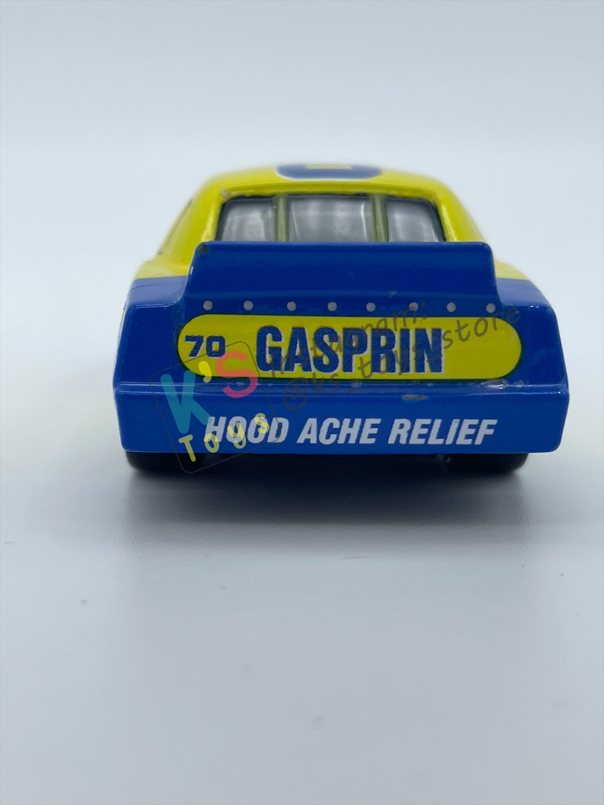 PRE-OWNED / LOOSE DISNEY PIXAR CARS BY MATTEL - FLOYD MULVIHILL / GASPRIN (CARS 1) - NEAR MINT CONDITION - READ DESCRIPTION!!!!!!!!!!! (Copy)