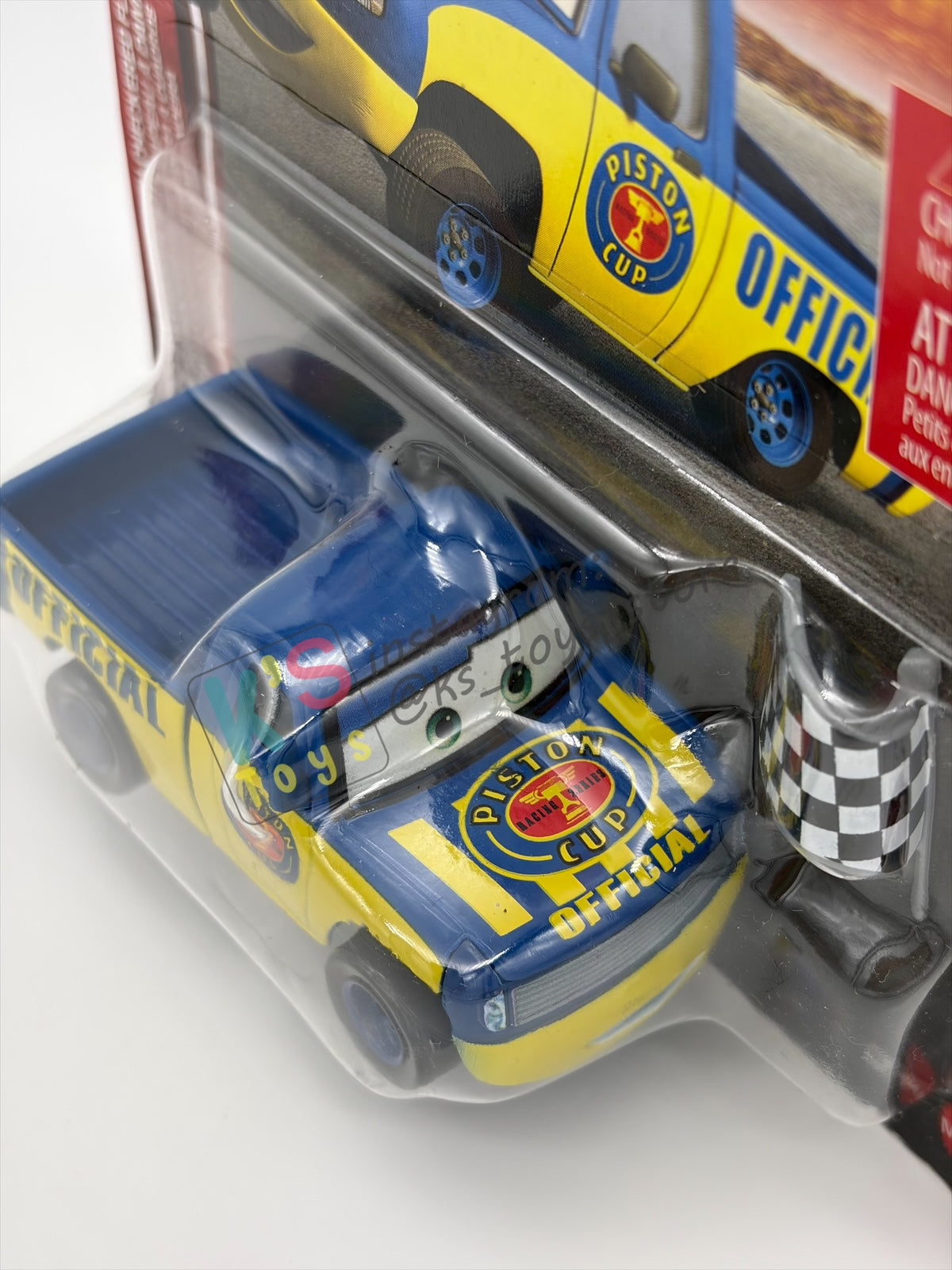 DISNEY PIXAR CARS BY MATTEL 1:55, "DEXTER HOOVER WITH CHECKERED FLAG" - 2026 RE-RELEASED 20TH ANNIVERSARY CARD - BNIP