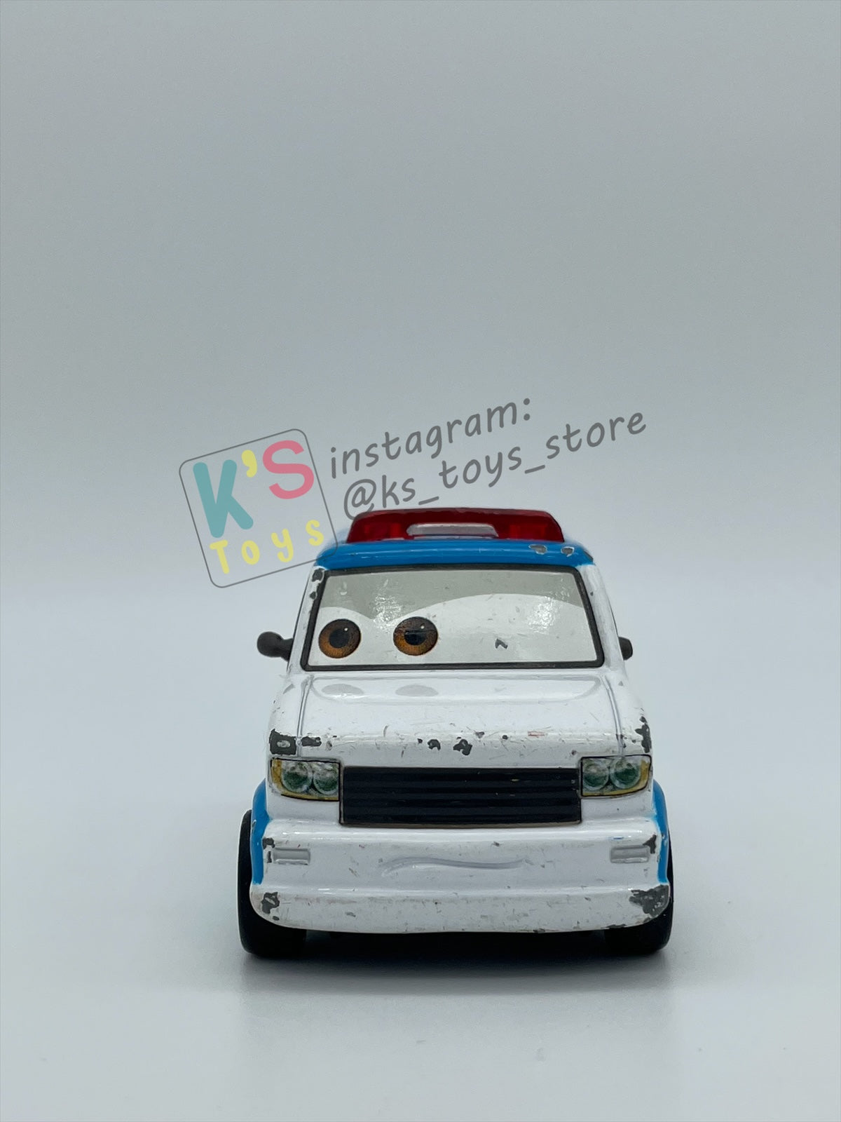 PRE-OWNED / LOOSE DISNEY PIXAR CARS - "OFFICER MURAKAMI" CARS 2 SERIES - PLAYED CONDITION - READ DESCRIPTION!!!!!!!!!!