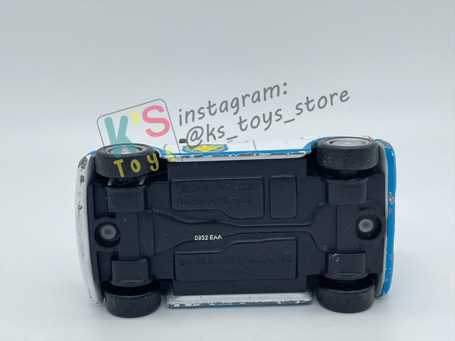 PRE-OWNED / LOOSE DISNEY PIXAR CARS - "OFFICER MURAKAMI" CARS 2 SERIES - PLAYED CONDITION - READ DESCRIPTION!!!!!!!!!!