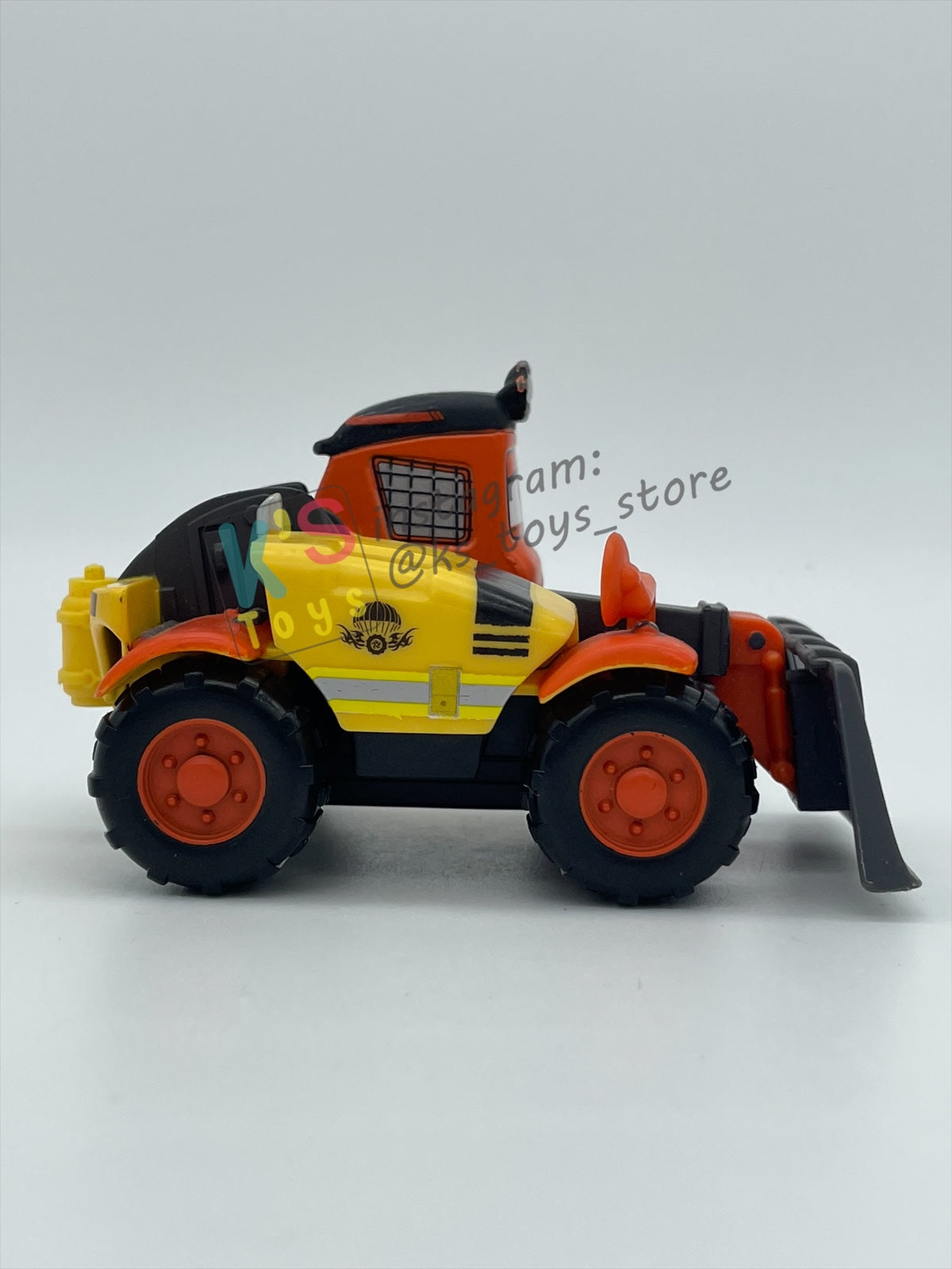 PRE-OWNED / LOOSE DISNEY PLANES - "PINECONE" FIRE AND RESCUE SERIES - NEAR MINT CONDITION - READ DESCRIPTION!!!!!!!!!!