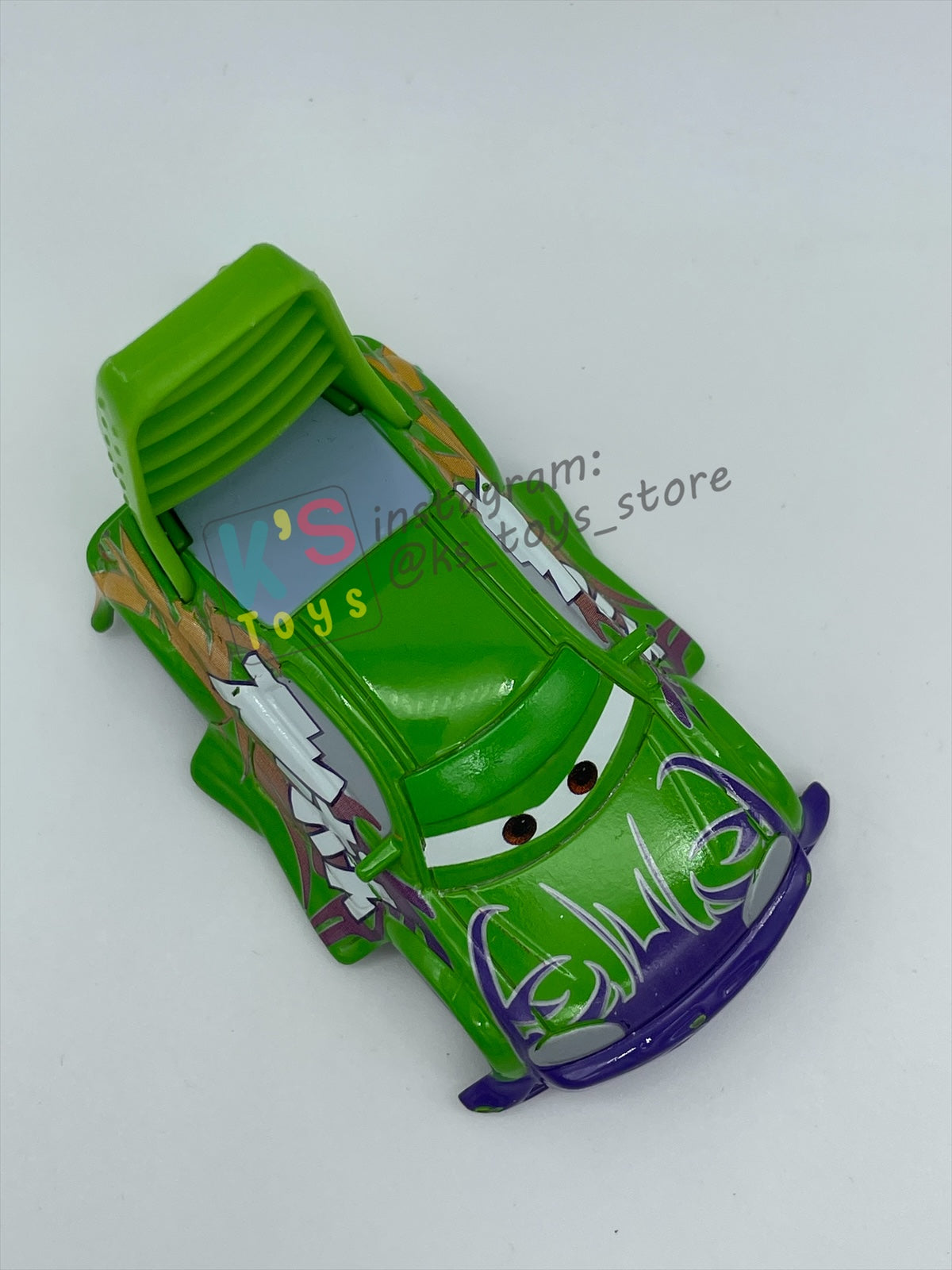 PRE-OWNED / LOOSE DISNEY PIXAR CARS BY MATTEL - "WINGO WITH FLAMES" CARS SERIES - PLAYED IN GOOD CONDITION - READ DESCRIPTION!!!!!!!!!!