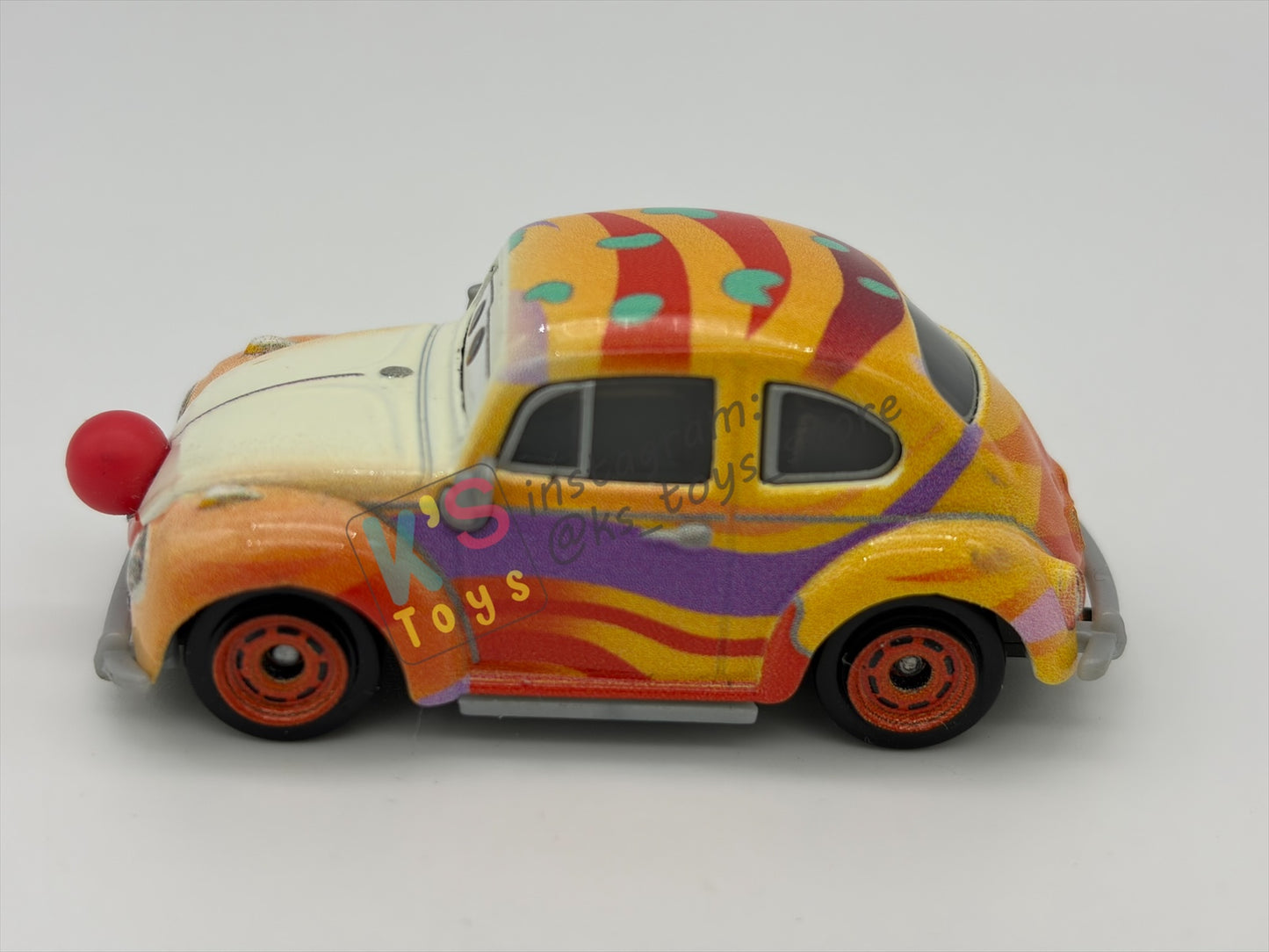PRE-OWNED / LOOSE DISNEY PIXAR CARS 1:55 BY MATTEL - "KELLY BEAMBRIGHT" CARS ON THE ROAD - NEAR MINT CONDITION