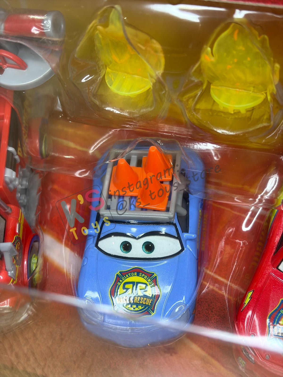 GIFT SET Disney Pixar Cars by MATTEL, 4 PACK RESCUE CREW WITH ACCESSORIES - RADIATOR SPRINGS RACE & RESCUE SERIES - BNIP