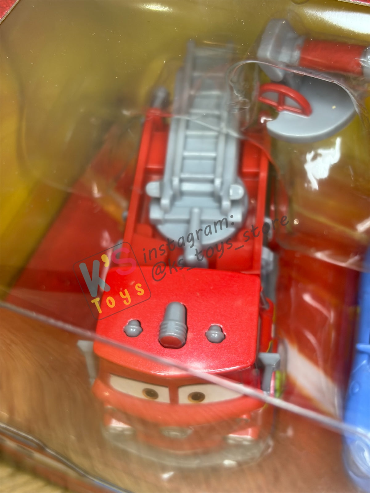 GIFT SET Disney Pixar Cars by MATTEL, 4 PACK RESCUE CREW WITH ACCESSORIES - RADIATOR SPRINGS RACE & RESCUE SERIES - BNIP