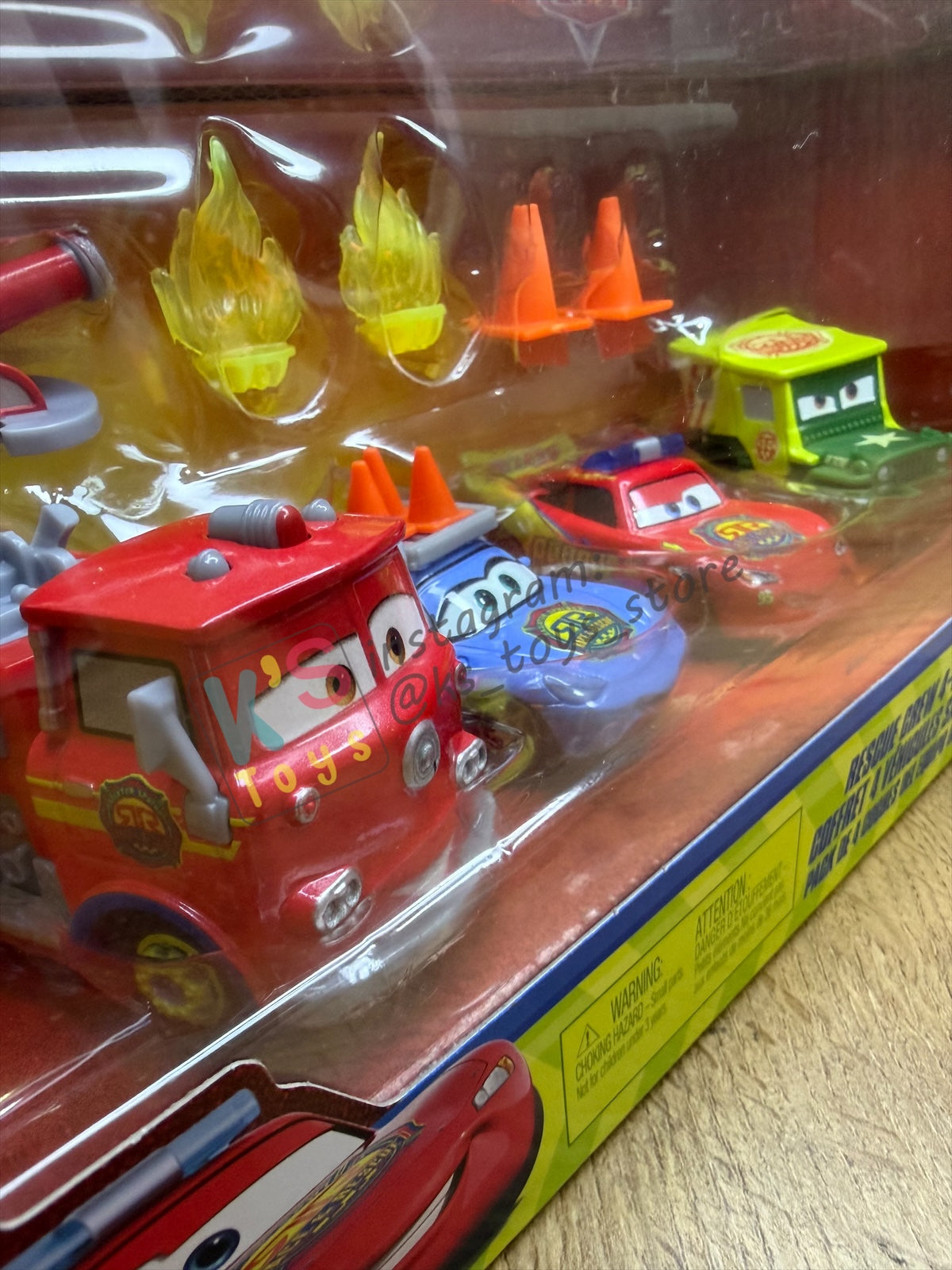 GIFT SET Disney Pixar Cars by MATTEL, 4 PACK RESCUE CREW WITH ACCESSORIES - RADIATOR SPRINGS RACE & RESCUE SERIES - BNIP