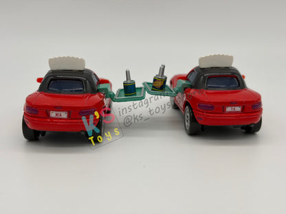 PRE-OWNED / LOOSE DISNEY PIXAR CARS - “WAITRESS MIA AND WAITRESS TIA" - FROM BACK ON THE MAP GIFT PACK SERIES - MINT CONDITION