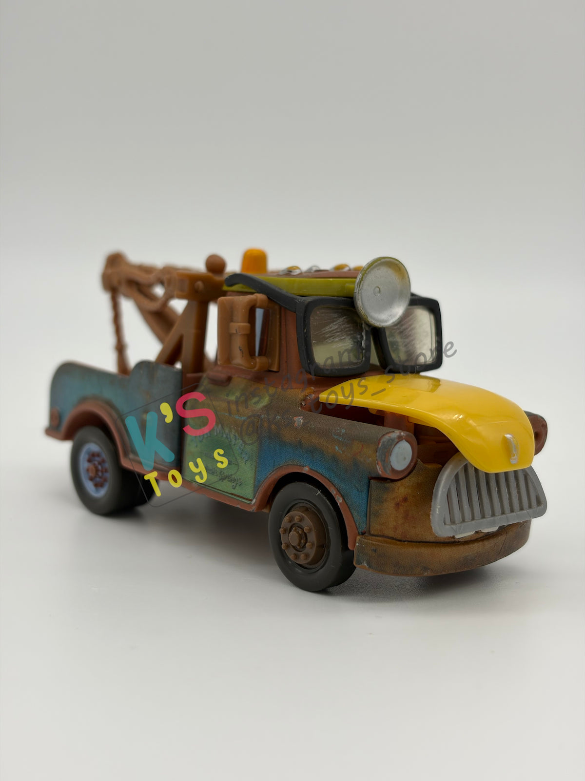 PRE-OWNED / LOOSE DISNEY PIXAR CARS - "MATER, DR. ABSCHLEPP WAGEN MATER" UNIDENTIFIED FLYING MATER SERIES - MINT / NEAR MINT CONDITION - READ DESCRIPTION!!!!!!!!!!