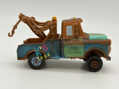 PRE-OWNED / LOOSE DISNEY PIXAR CARS - "MATER WITH HOOD" LENTICULAR EYES, CHASE SERIES - DISPLAYED CONDITION