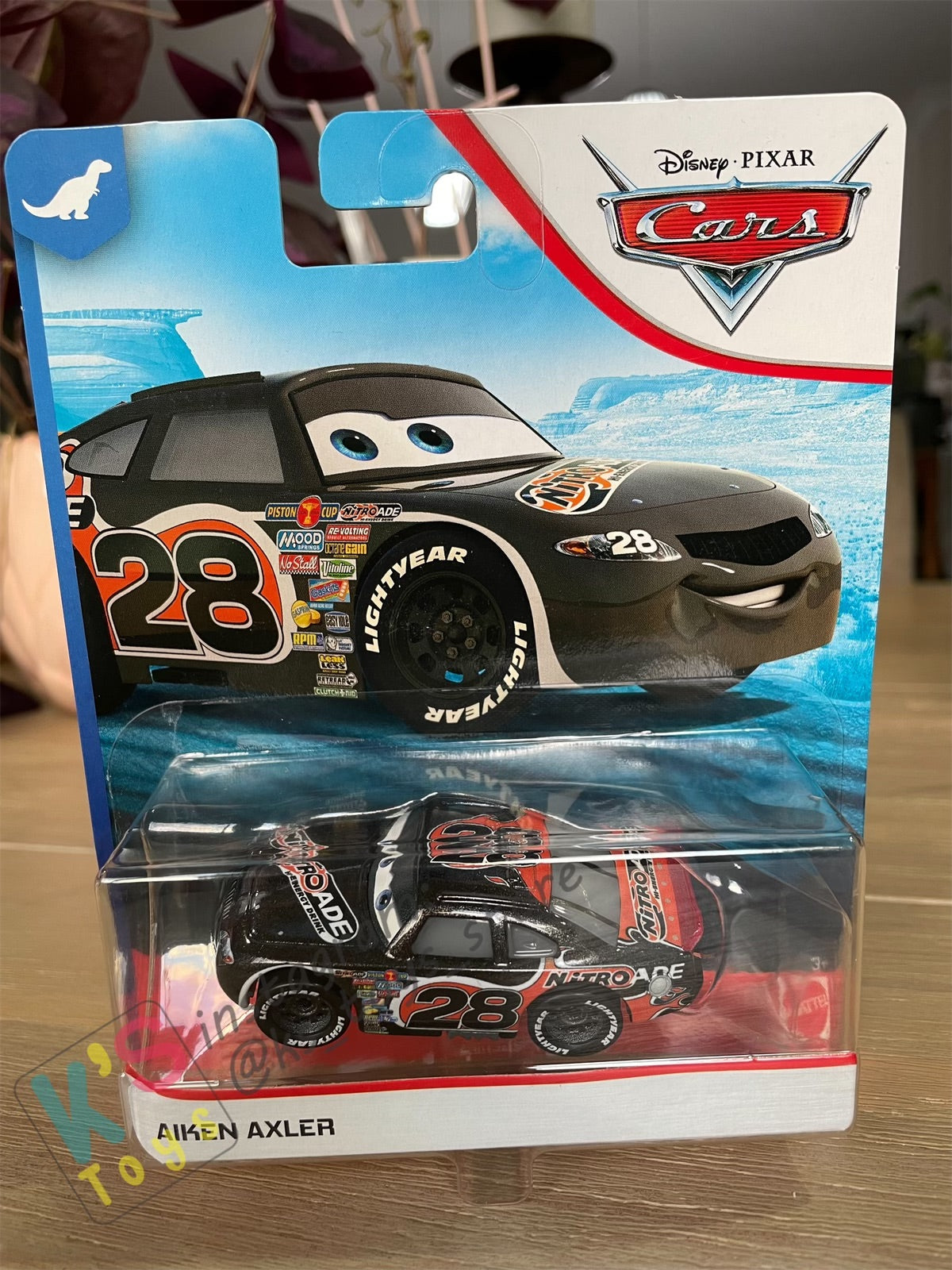 DISNEY PIXAR CARS BY MATTEL, AIKEN AXLER - DINOCO 400 - BNIP