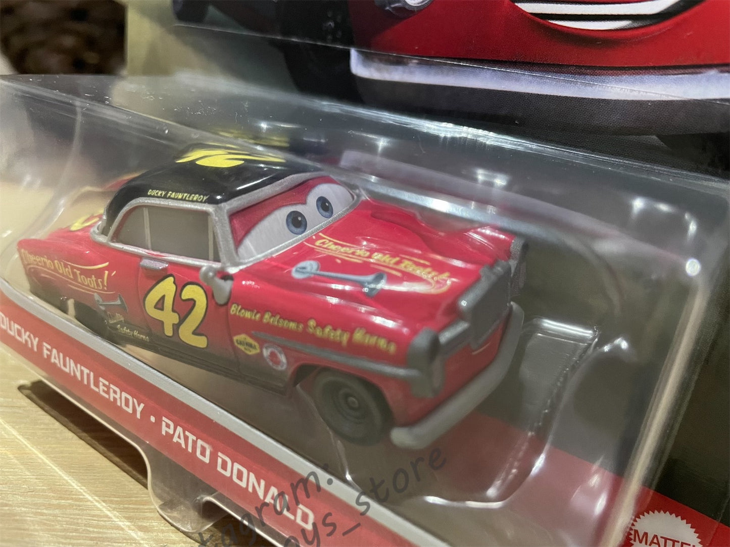 DISNEY PIXAR CARS "DUCKY FAUNTLEROY" 2021 NEW RELEASE - BNIP