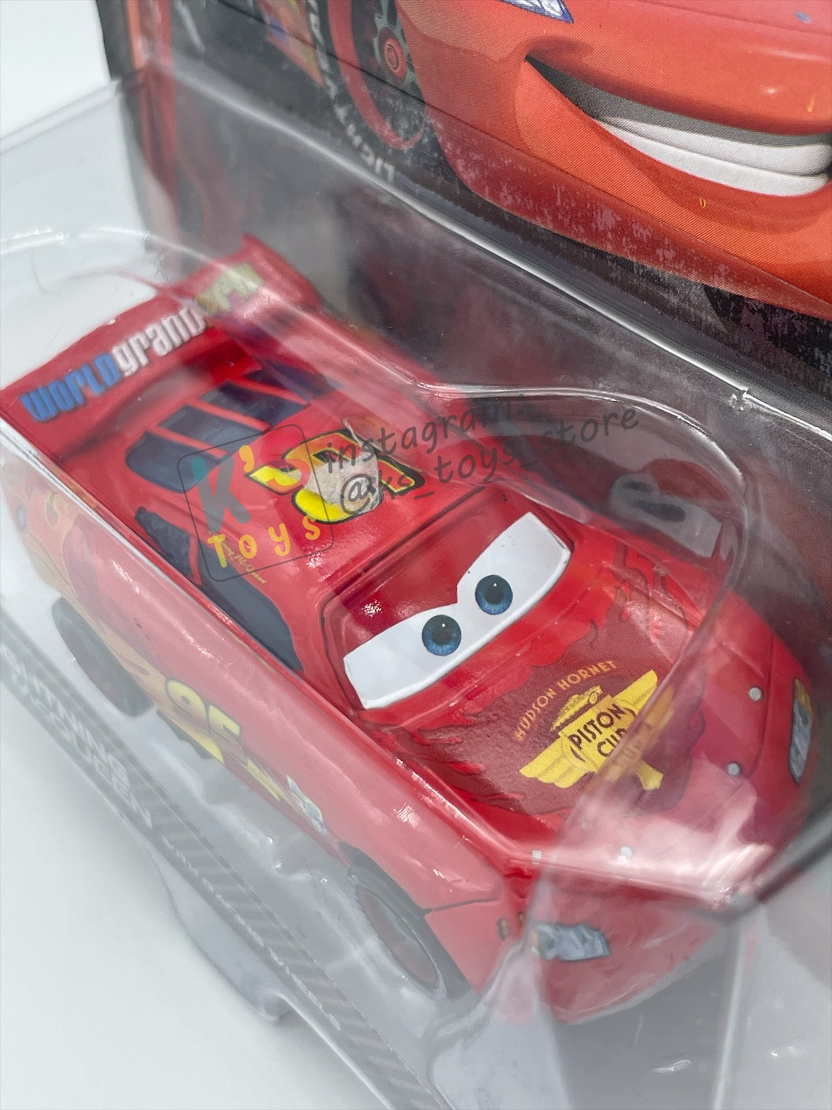 DISNEY PIXAR CARS 1:55 BY MATTEL, "LIGHTNING MCQUEEN WITH RACING WHEELS" CARS 2 - BNIP