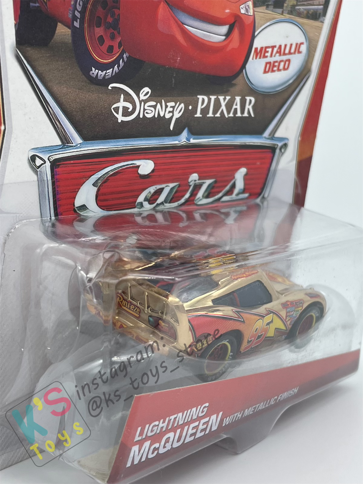 DISNEY PIXAR CARS BY MATTEL "GOLDEN LIGHTNING MCQUEEN WITH METALLIC DECO / FINISH" - BNIP