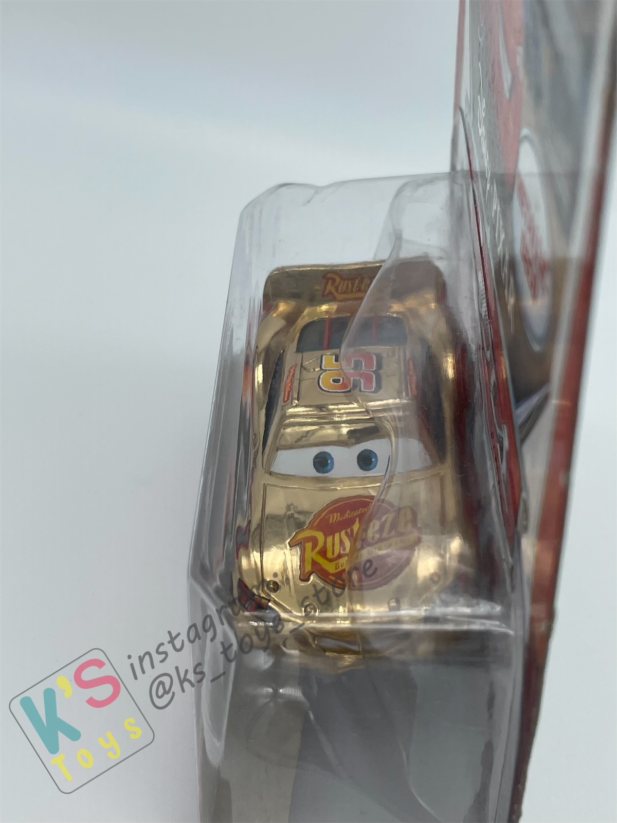 DISNEY PIXAR CARS BY MATTEL "GOLDEN LIGHTNING MCQUEEN WITH METALLIC DECO / FINISH" - BNIP