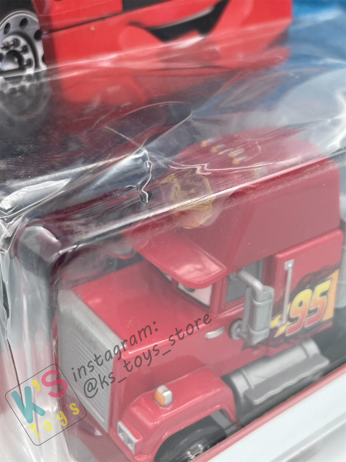 DELUXE DISNEY PIXAR CARS "MACK SEMI" RELEASED UNDER COPPER CANYON SPEEDWAY - BNIP